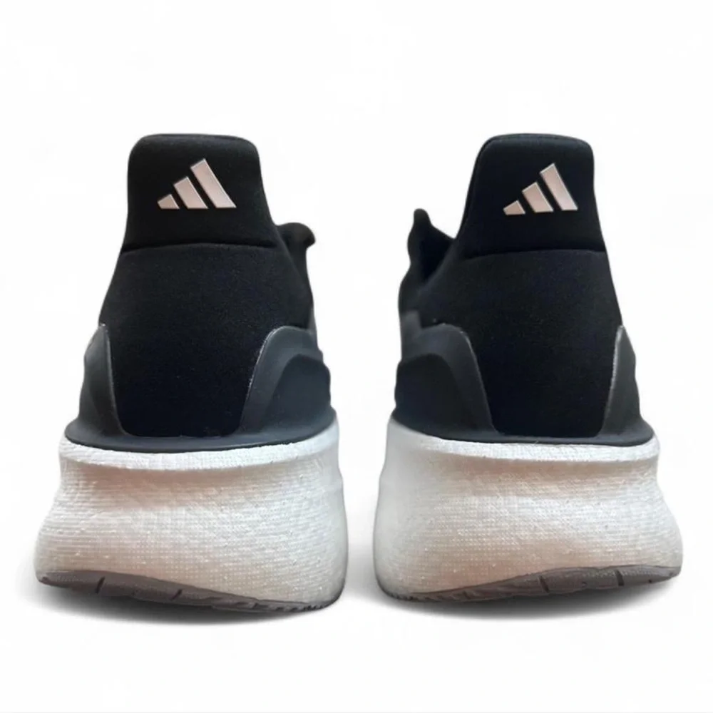 adidas Ultraboost 5X Running Shoes Size US Men’s 10/ Women’s 11 (Deadstock, NIB)